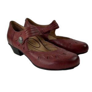 Aetrex Essence  Red Leather Heeled Mary Janes